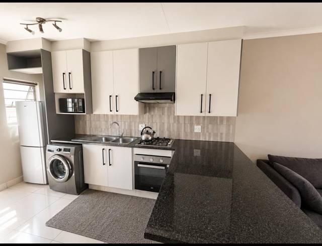 2 BEDROOM TOWNHOUSE FOR SALE IN RIVERSDALE